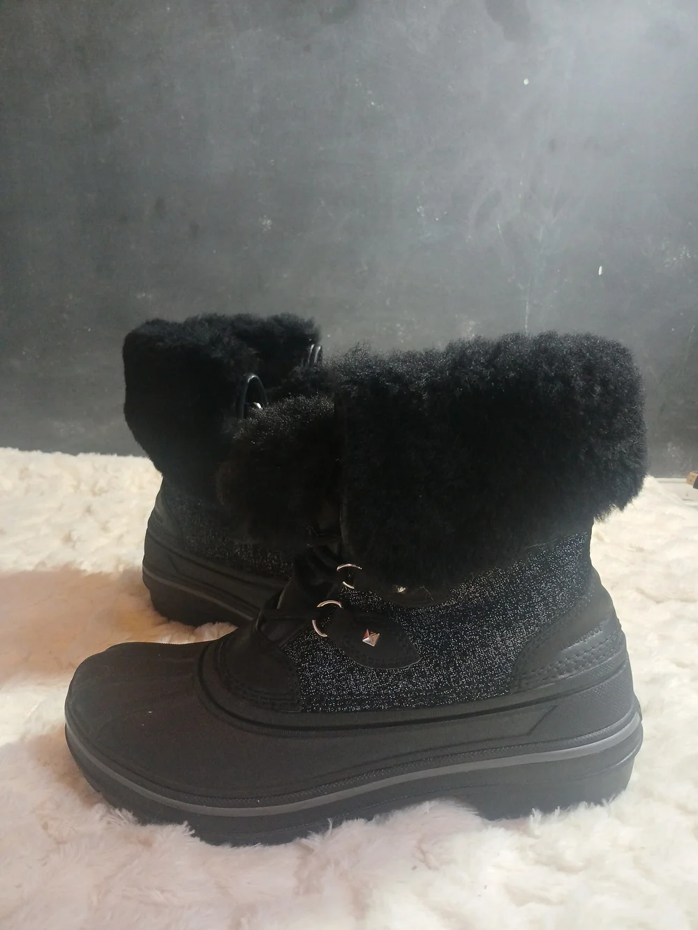 Crocs W7 Allcast II Luxe Snow Boots Black Shimmer Waterproof Winter Duck Boots